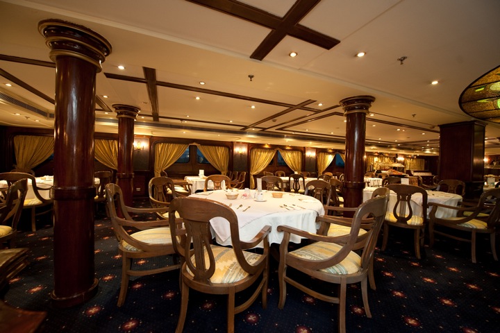 MS Grand Rose - dining room